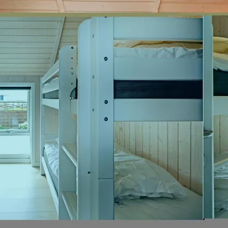 Casa vacanze Three-bedroom In Sjolund